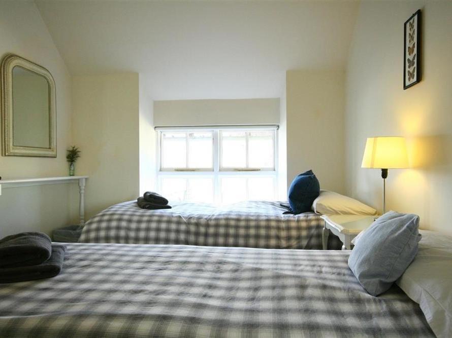 Honeysuckle Cottage 스토우온더올드 외부 사진